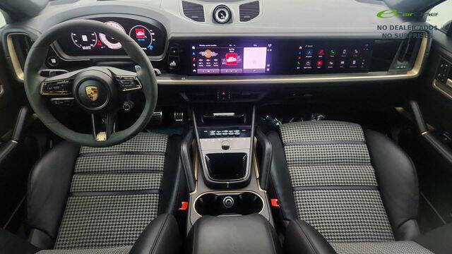 2024 Porsche Cayenne S Coupe