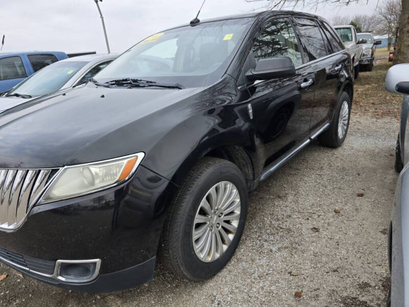 2011 Lincoln MKX for sale at Car Connection in Yorkville IL