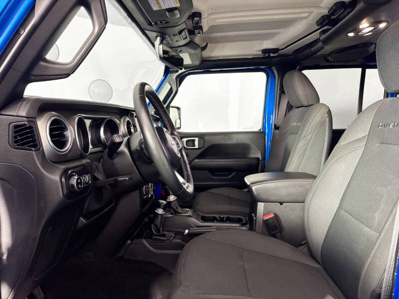 2022 Jeep Gladiator Overland