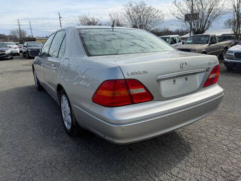 2003 Lexus LS 430