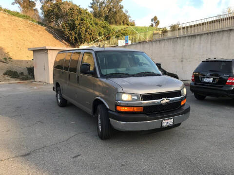 2005 chevy express passenger van clearance for sale