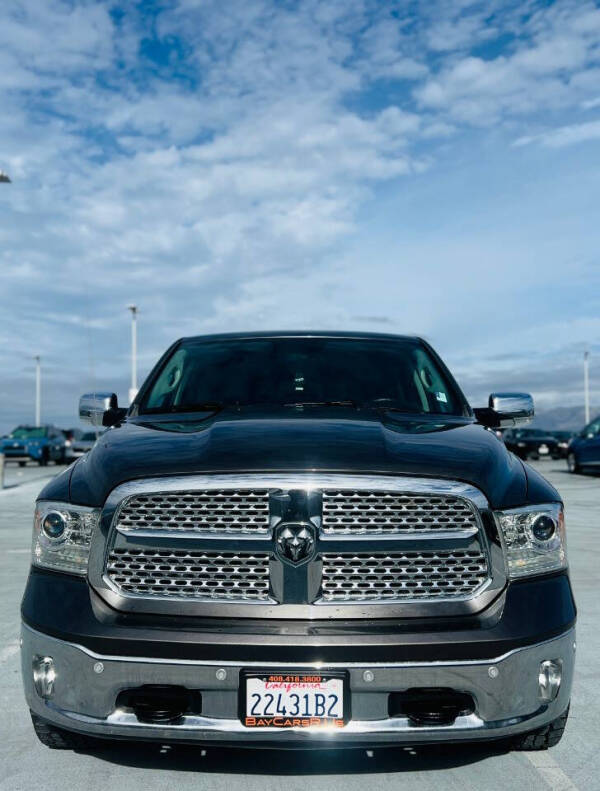 2016 RAM Ram 1500 Pickup Laramie photo 3