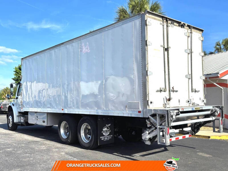 2018 Freightliner M2 106