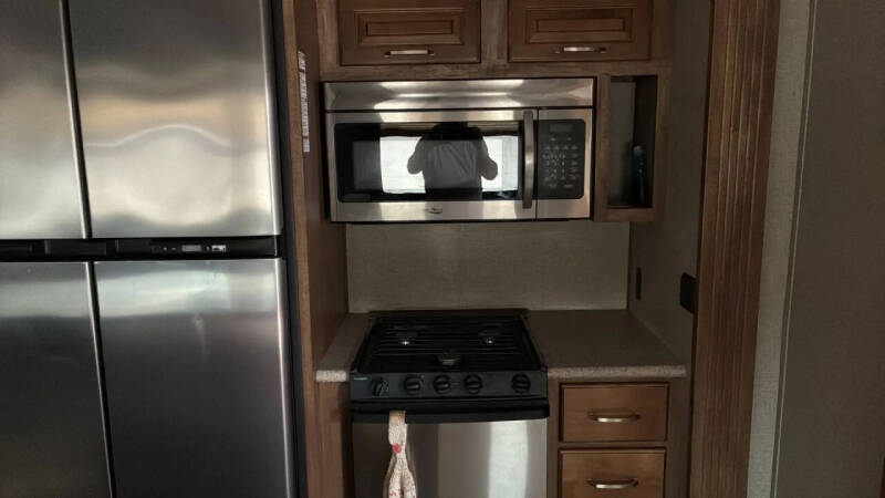 2018 Keystone RV Laredo