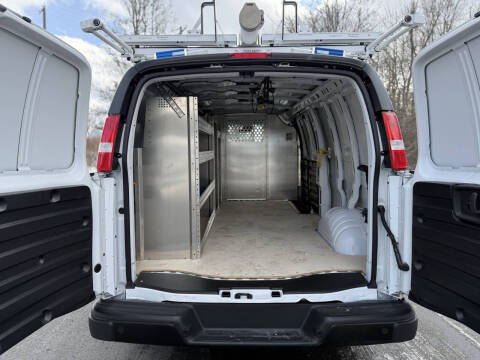 2025 Chevrolet Express 2500