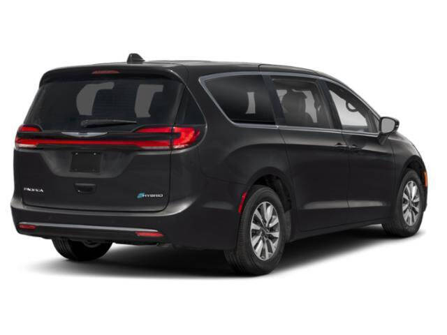 2025 Chrysler Pacifica Plug-In Hybrid Select