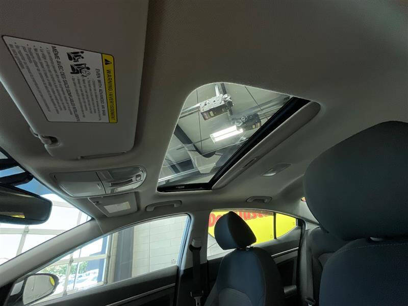 2018 Hyundai Elantra