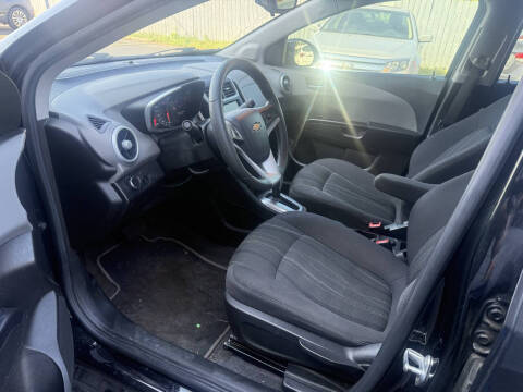 2018 Chevrolet Sonic LT Auto