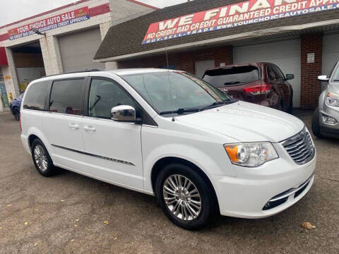 2014 Chrysler Town and Country Touring-L