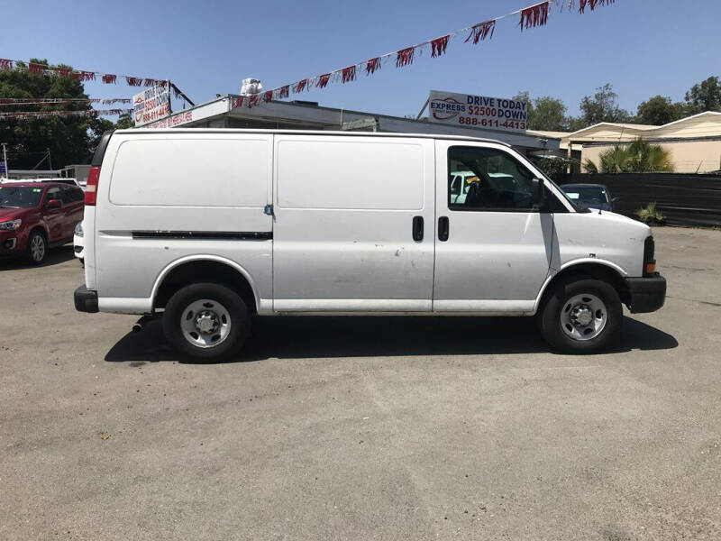 2013 Chevrolet Express 2500