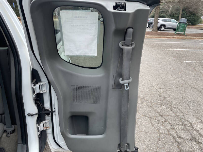 2012 Nissan Frontier SV