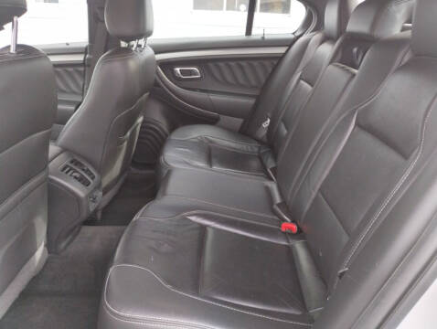 2016 Ford Taurus SEL