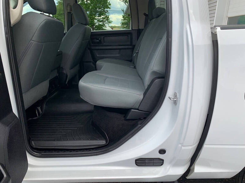 2017 RAM 1500 Express