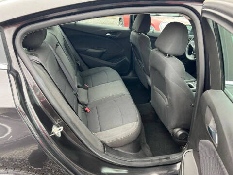 2017 Chevrolet Cruze LT Auto