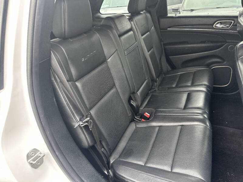 2016 Jeep Grand Cherokee Summit