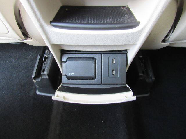 2023 Mercedes-Benz GLB GLB 250