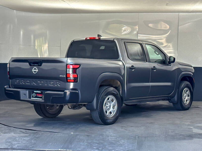 2024 Nissan Frontier S
