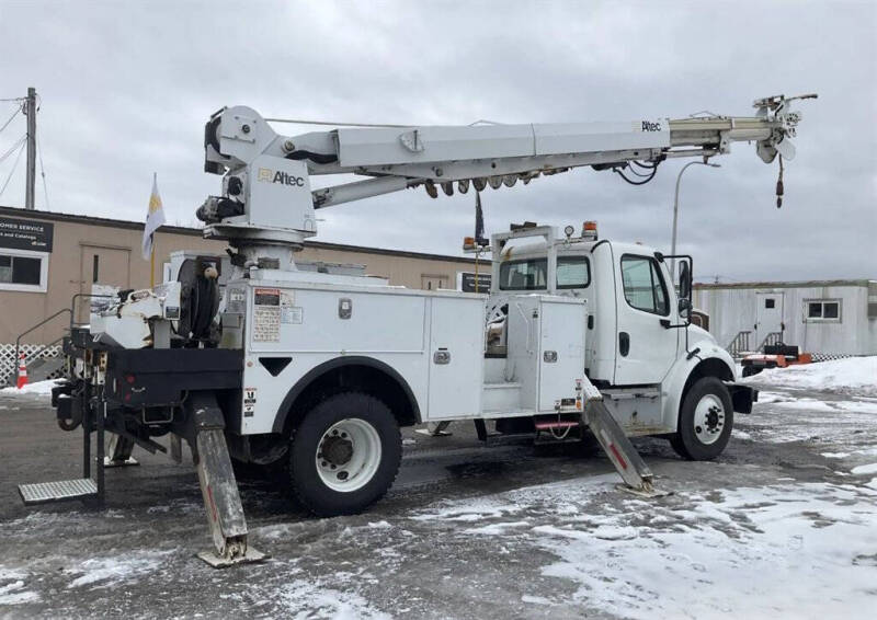 2015 Freightliner M2 106