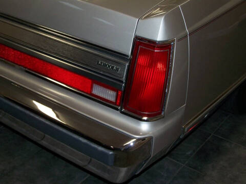 1988 Lincoln Town Car Signature