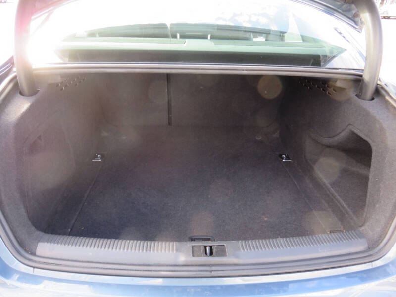 2015 Audi A4 2.0T quattro Premium