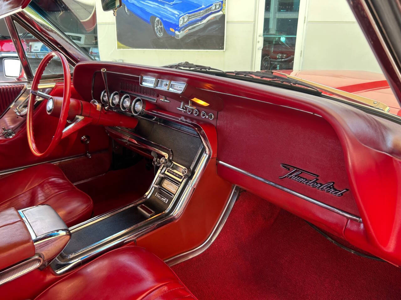 1965 Ford Thunderbird 24