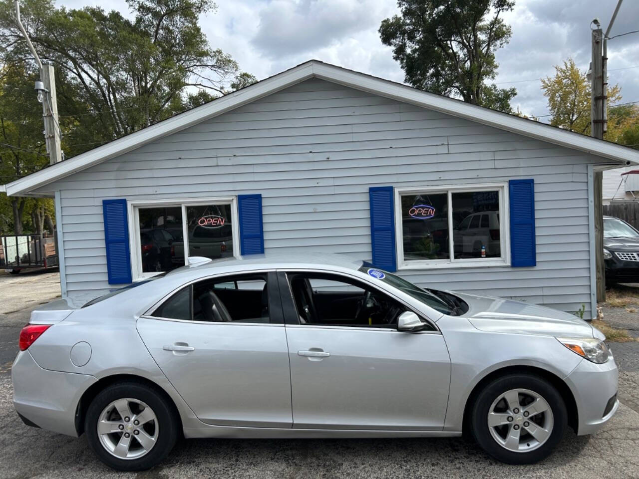 2016 Chevrolet Malibu Limited for sale at Quality Cars Machesney Park in Machesney Park, IL