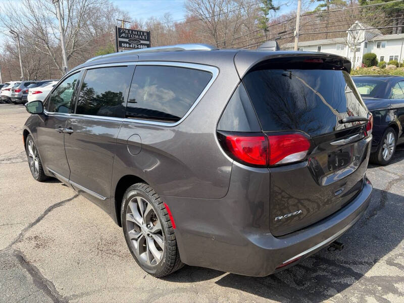 2017 Chrysler Pacifica Limited