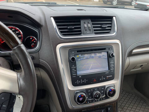 2016 GMC Acadia Denali