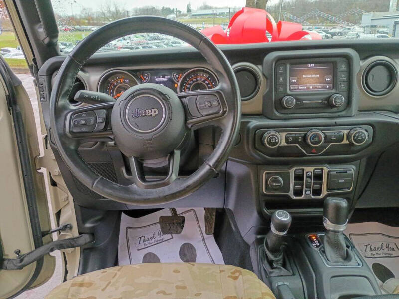 2020 Jeep Gladiator Sport