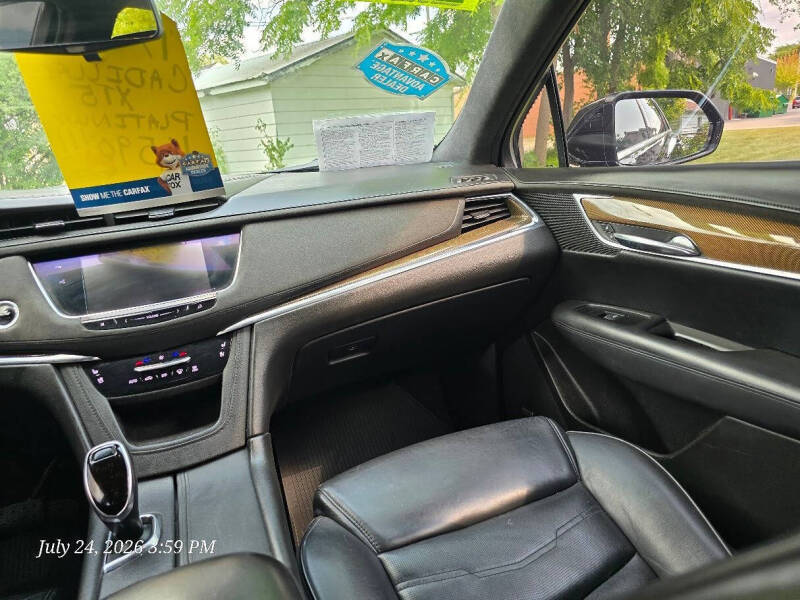 2017 Cadillac XT5 Platinum