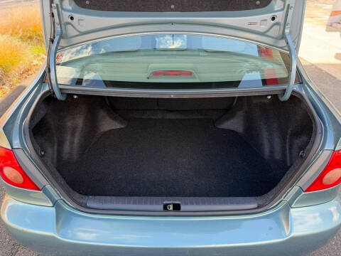 2006 Toyota Corolla LE