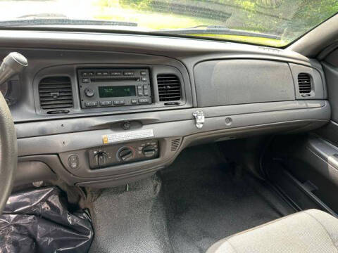 2010 Ford Crown Victoria