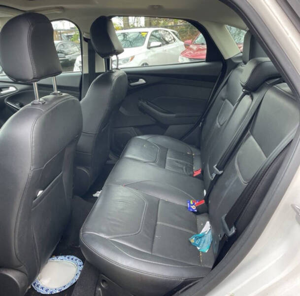 2017 Ford Focus Titanium