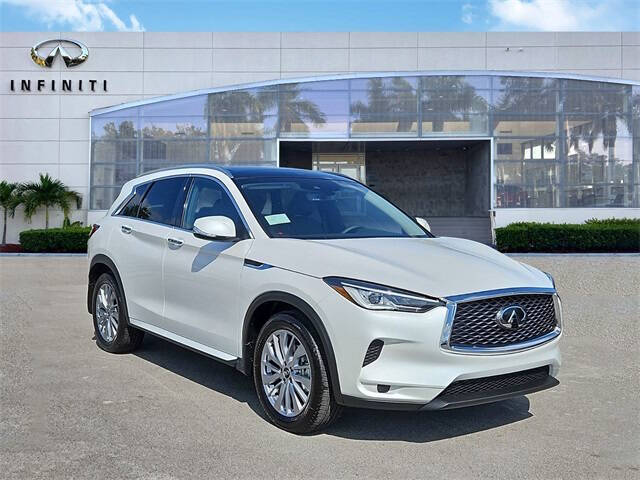 2025 Infiniti QX50 Luxe