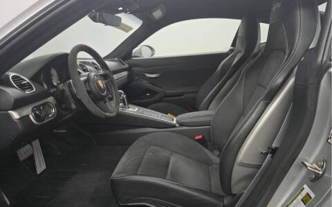 2021 Porsche 718 Cayman GT4