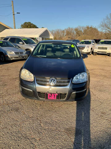 2006 Volkswagen Jetta for sale at Autocom, LLC in Clayton NC
