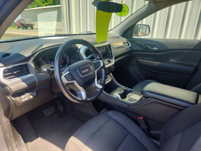 2020 GMC Acadia SLE