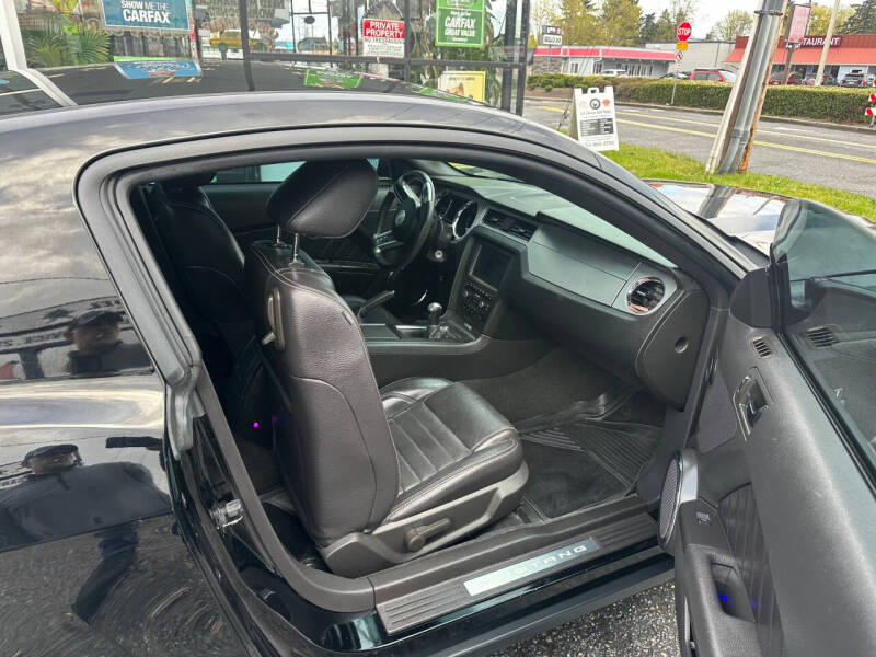 2012 Ford Mustang V6 Premium