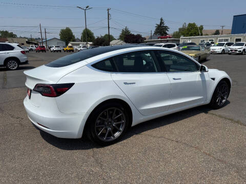 2019 Tesla Model 3 Standard Range