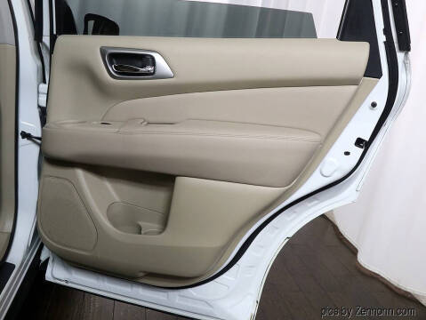 2015 Nissan Pathfinder Platinum