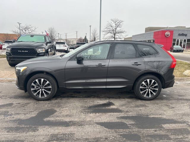 2025 Volvo XC60 B5 Plus Dark Theme