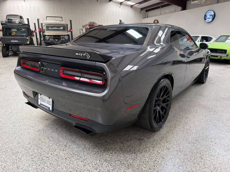 2016 Dodge Challenger SRT Hellcat