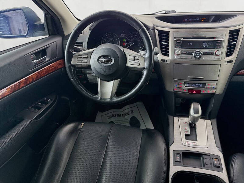 2011 Subaru Outback 2.5i Limited