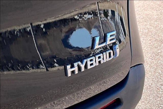 2023 Toyota Sienna LE 8-Passenger