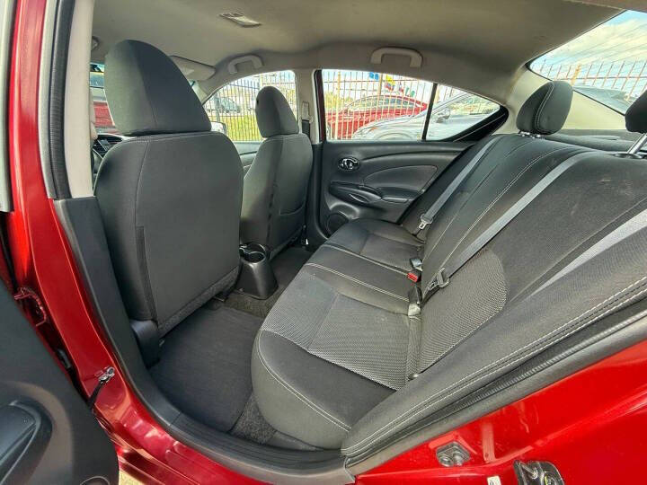 2017 Nissan Versa 1.6 SV