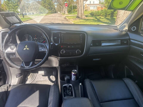 2016 Mitsubishi Outlander SEL