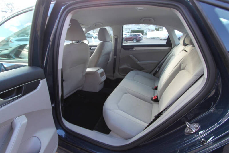 2018 Volkswagen Passat 2.0T S