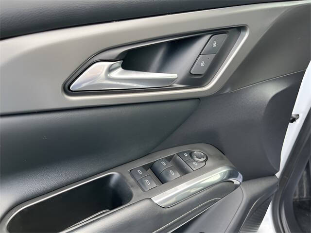 2024 Chevrolet Traverse LS