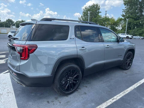 2023 GMC Acadia SLE