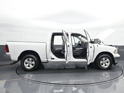 2023 RAM 1500 Classic SLT